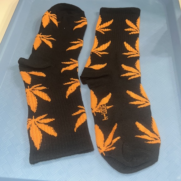 Unisex Mary Jane Weed socks - Picture 2 of 3